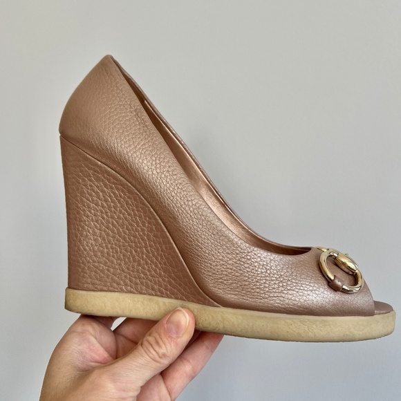 Gucci Wedge Sandals - Picture 2 of 7